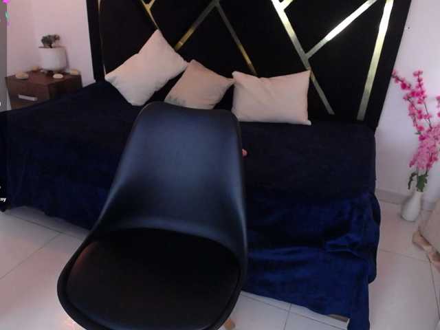 Zaara-Black