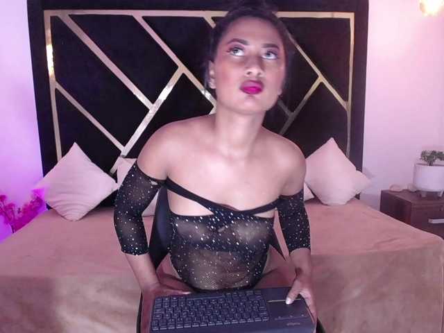 Zaara-Black