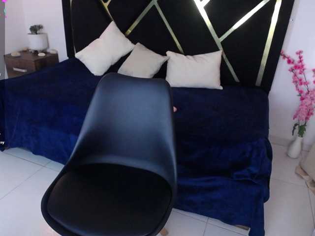 Zaara-Black