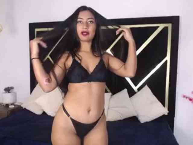 Zaara-Black