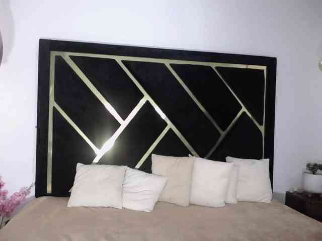 Zaara-Black