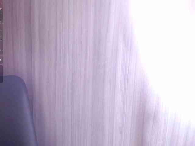 Zaara-Black webcam