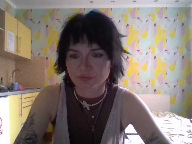 afroditabutterfly cam belle