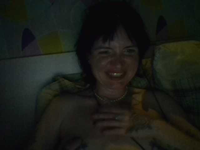 afroditabutterfly cam belle