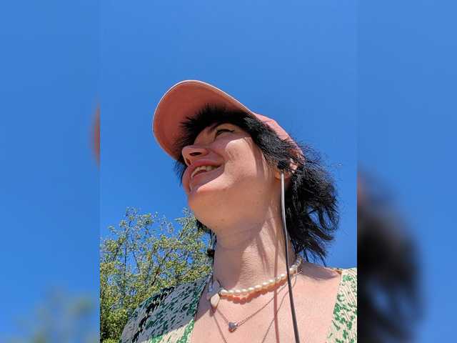 AfroditaButterfly live cam on BongaCams