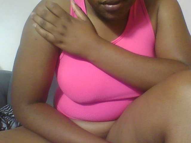 Hornycremmy09