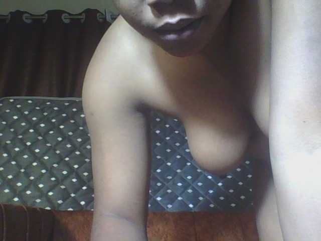 Hornycremmy09
