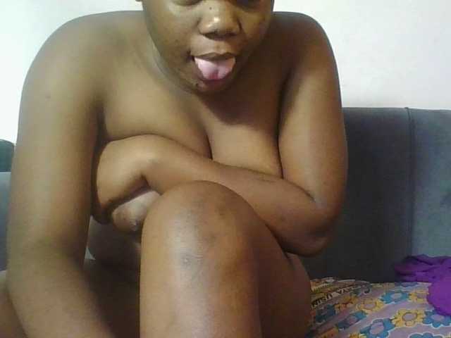 Hornycremmy09