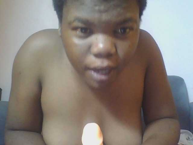 Hornycremmy09