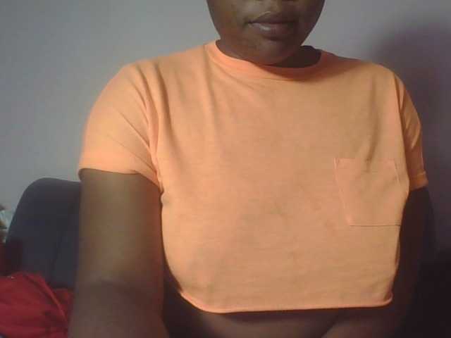 Hornycremmy09