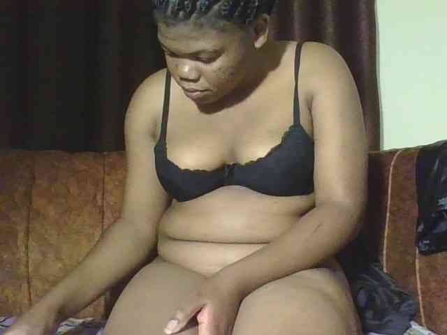 Hornycremmy09 webcam