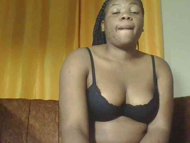Hornycremmy09 webcam