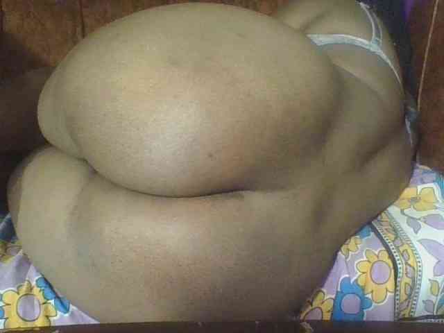 Hornycremmy09