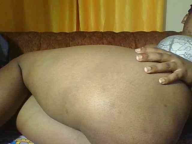 Hornycremmy09