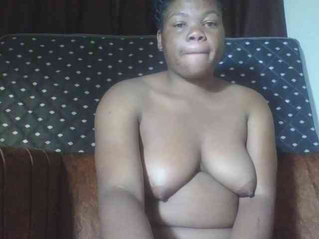 Hornycremmy09 webcam