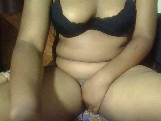 Hornycremmy09