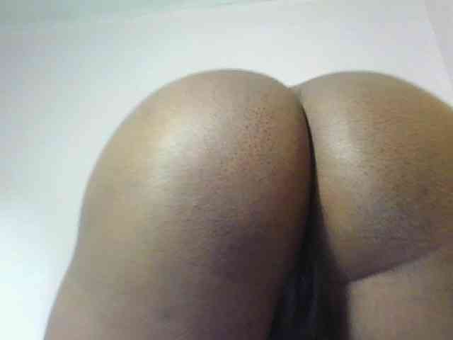 Hornycremmy09