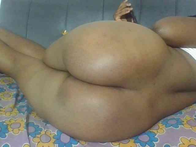 Hornycremmy09