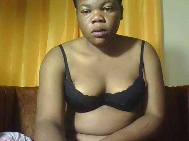 Hornycremmy09