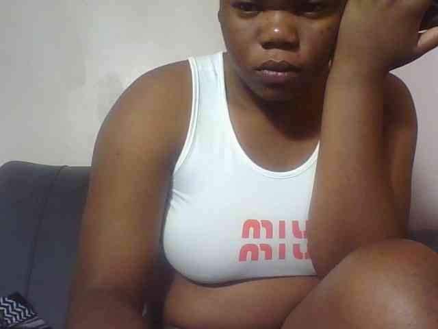 Hornycremmy09