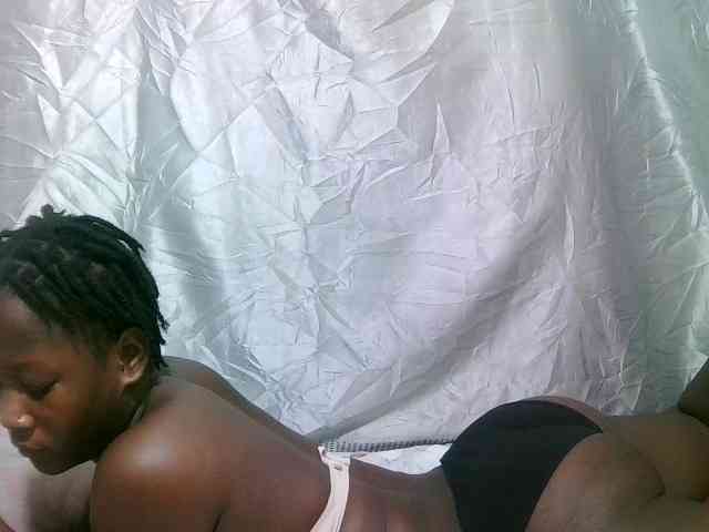 sweet-ass webcam
