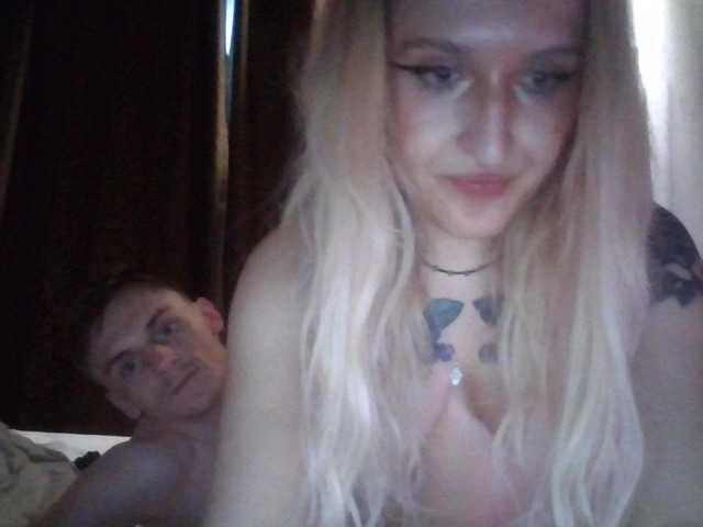 Live трансляция SEXonFIREEE - Runet.cam