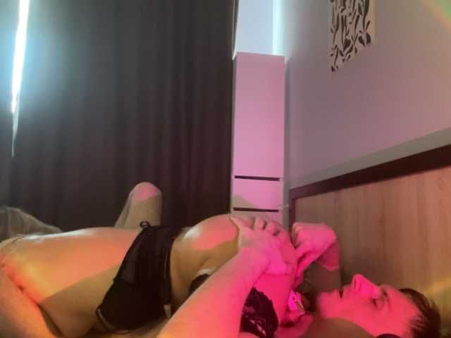 Live трансляция SEXonFIREEE - Runet.cam