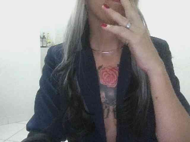 FireMilfy webcam