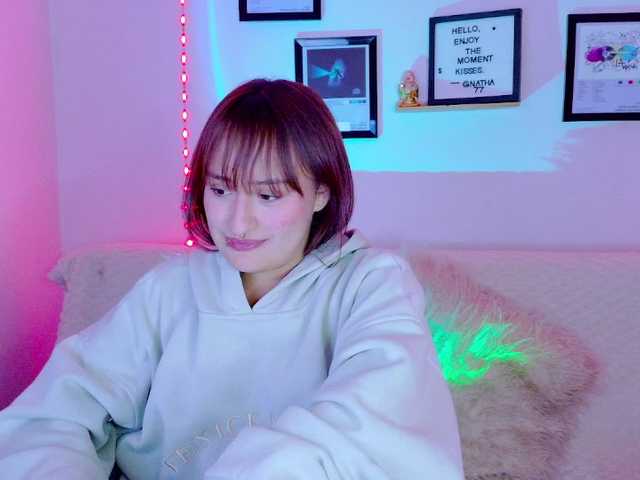 nathaliaramirez777 live cam on BongaCams