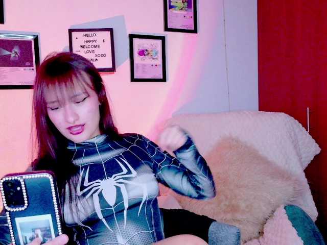 nathaliaramirez777 live webcam show