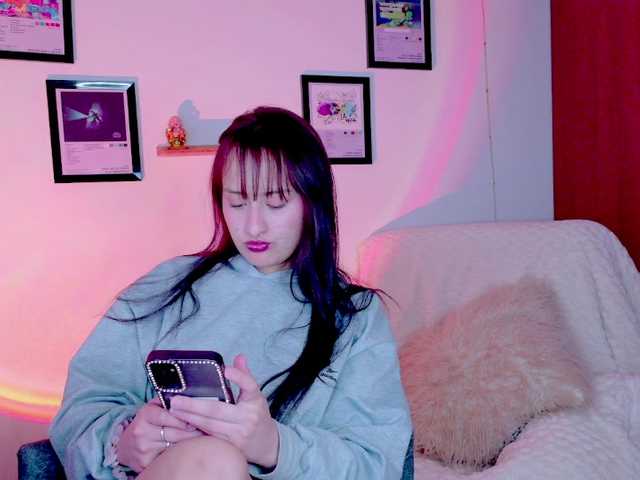 nathaliaramirez777 live webcam show