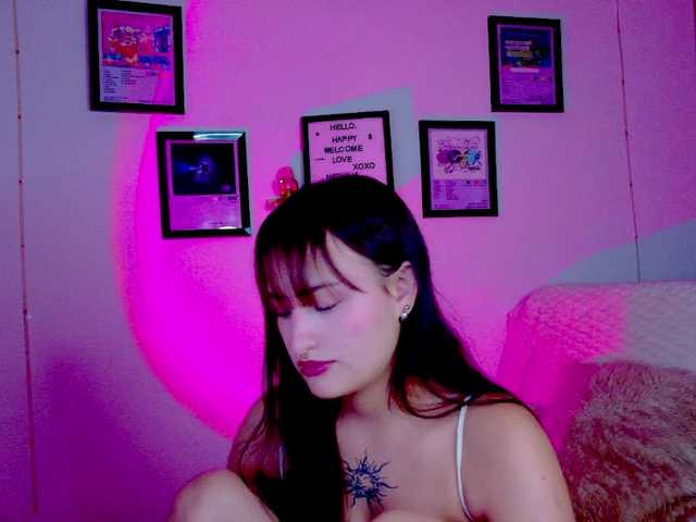 nathaliaramirez777 live cam on BongaCams