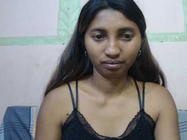 Rjennie live cam on BongaCams