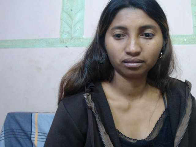 Rjennie live cam on BongaCams