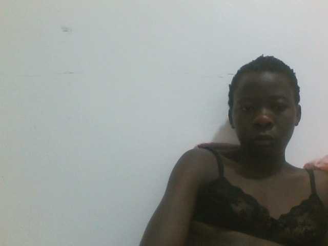 Sweetpie50 live cam on BongaCams