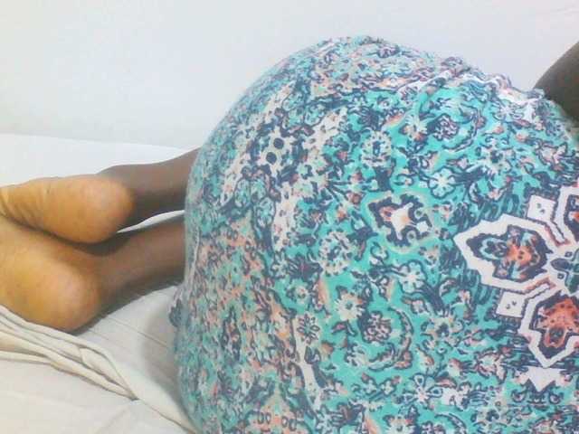 Sweetpie50 live cam on BongaCams