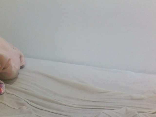 Sweetpie50 live cam on BongaCams