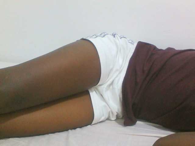 Sweetpie50 live cam on BongaCams