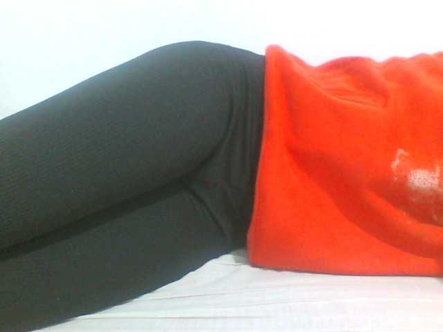 Sweetpie50 live cam on BongaCams