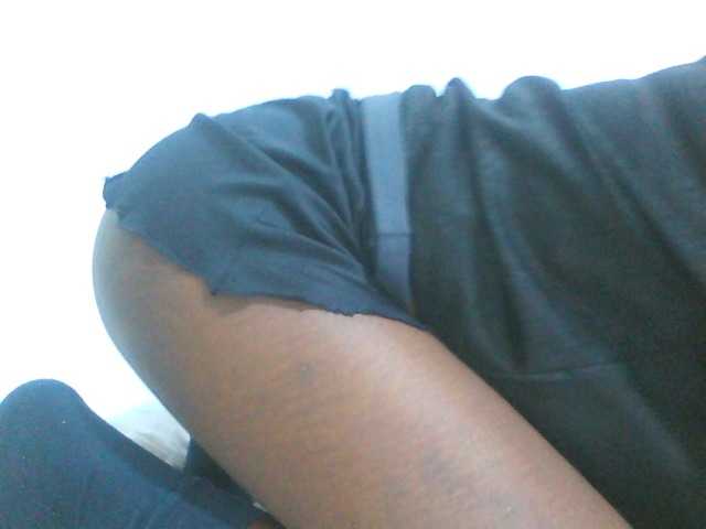 Sweetpie50 live cam on BongaCams