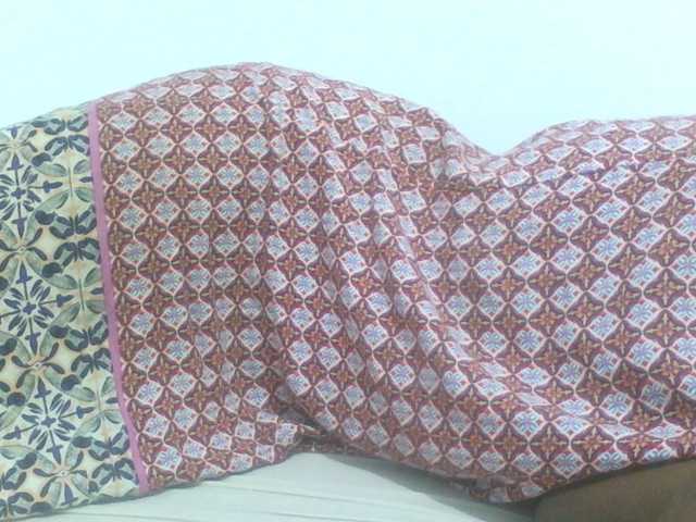 Sweetpie50 live cam on BongaCams