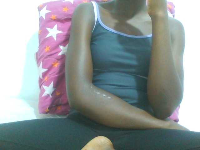 Sweetpie50 live cam on BongaCams