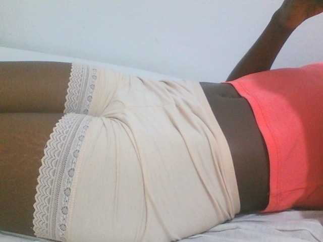Sweetpie50 live cam on BongaCams