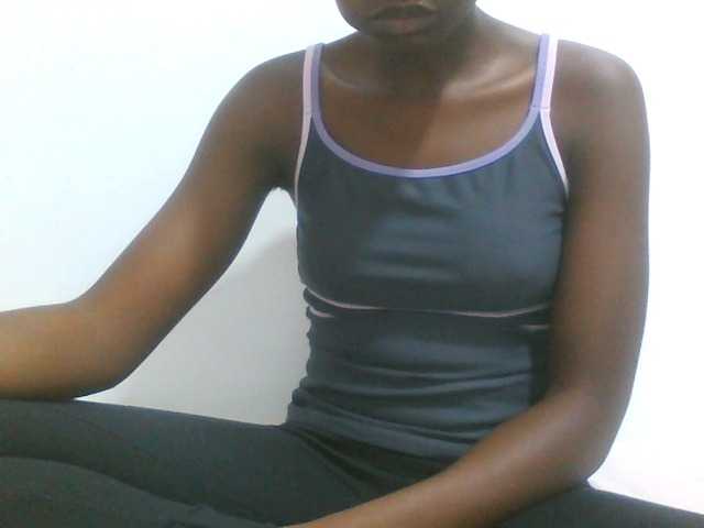 Sweetpie50 live cam on BongaCams