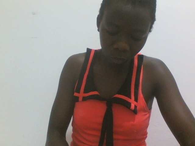 Sweetpie50 live cam on BongaCams
