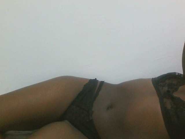 Sweetpie50 live cam on BongaCams