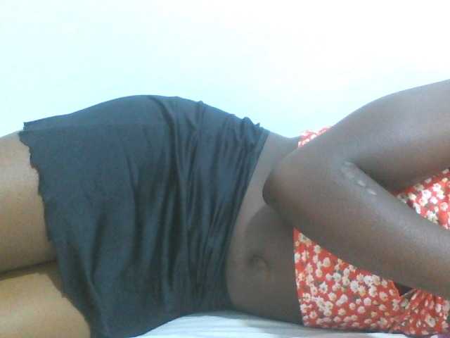 Sweetpie50 live cam on BongaCams