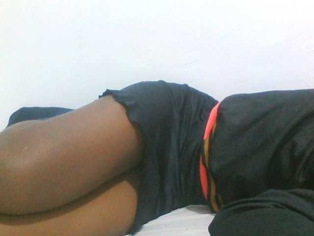 Sweetpie50 live cam on BongaCams