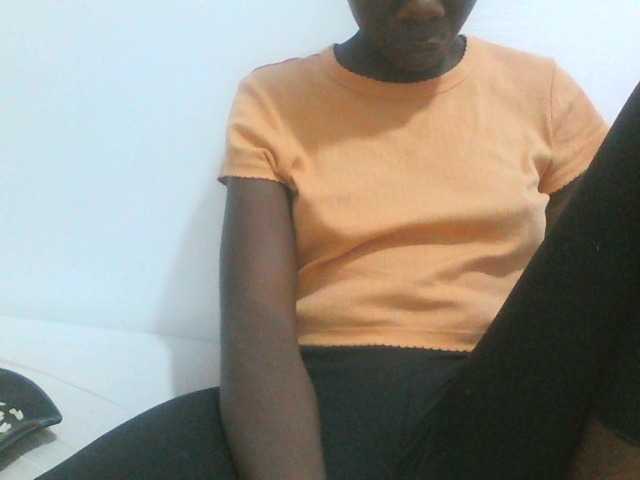 Sweetpie50 live cam on BongaCams
