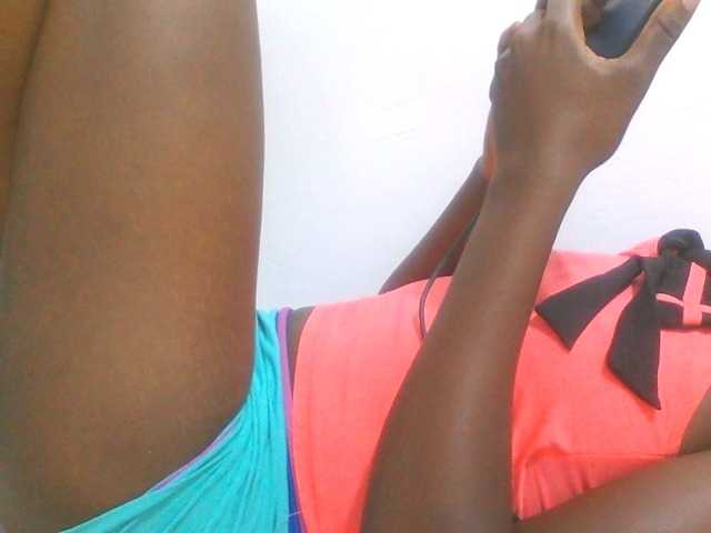 Sweetpie50 live cam on BongaCams